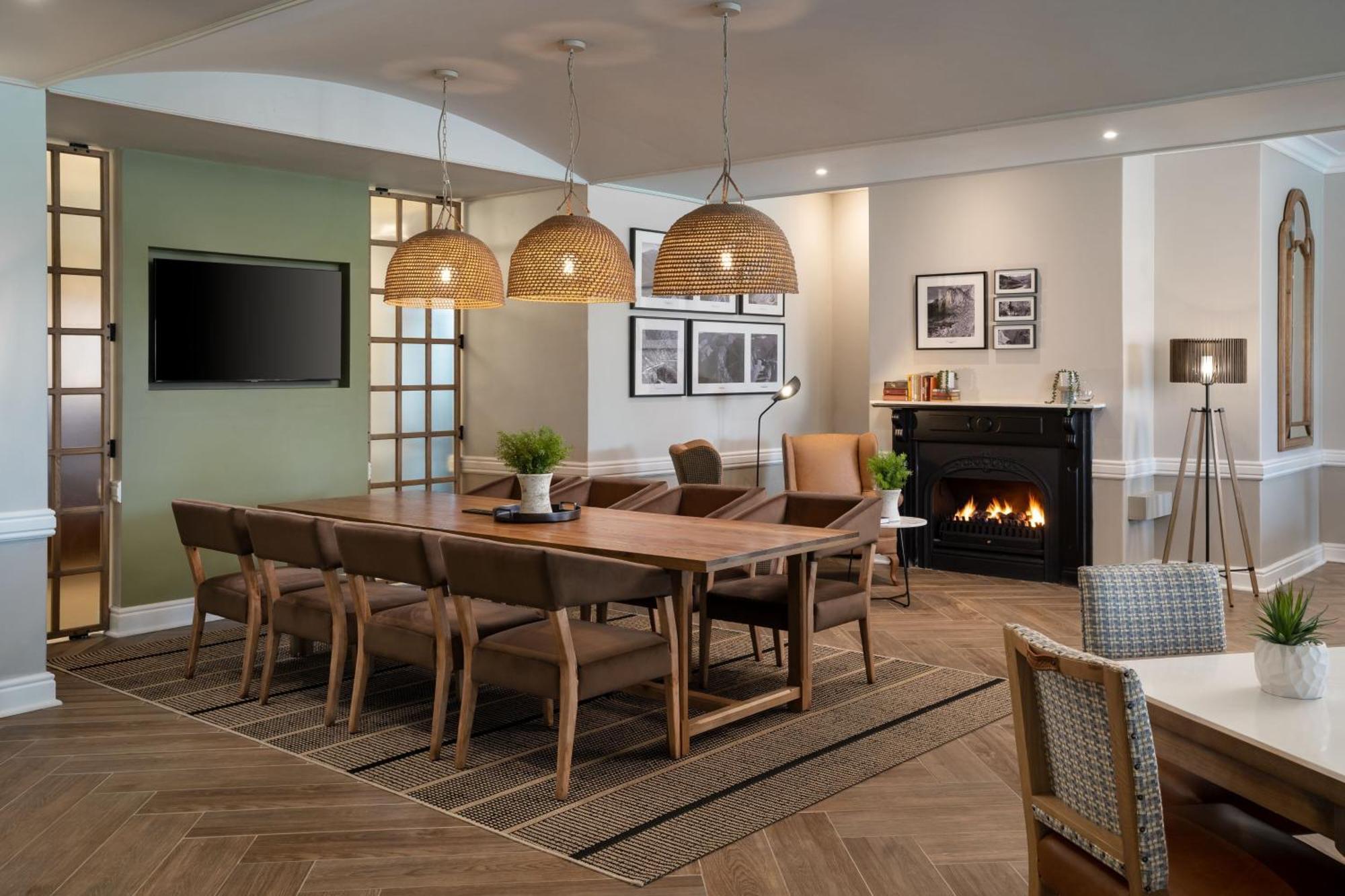 Protea Hotel By Marriott George King George Extérieur photo