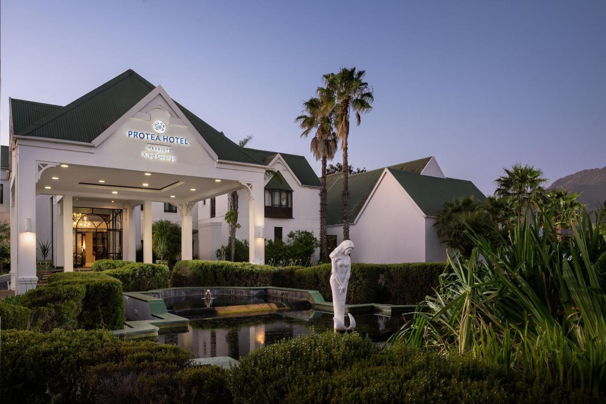 Protea Hotel By Marriott George King George Extérieur photo