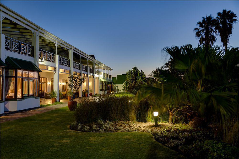 Protea Hotel By Marriott George King George Extérieur photo